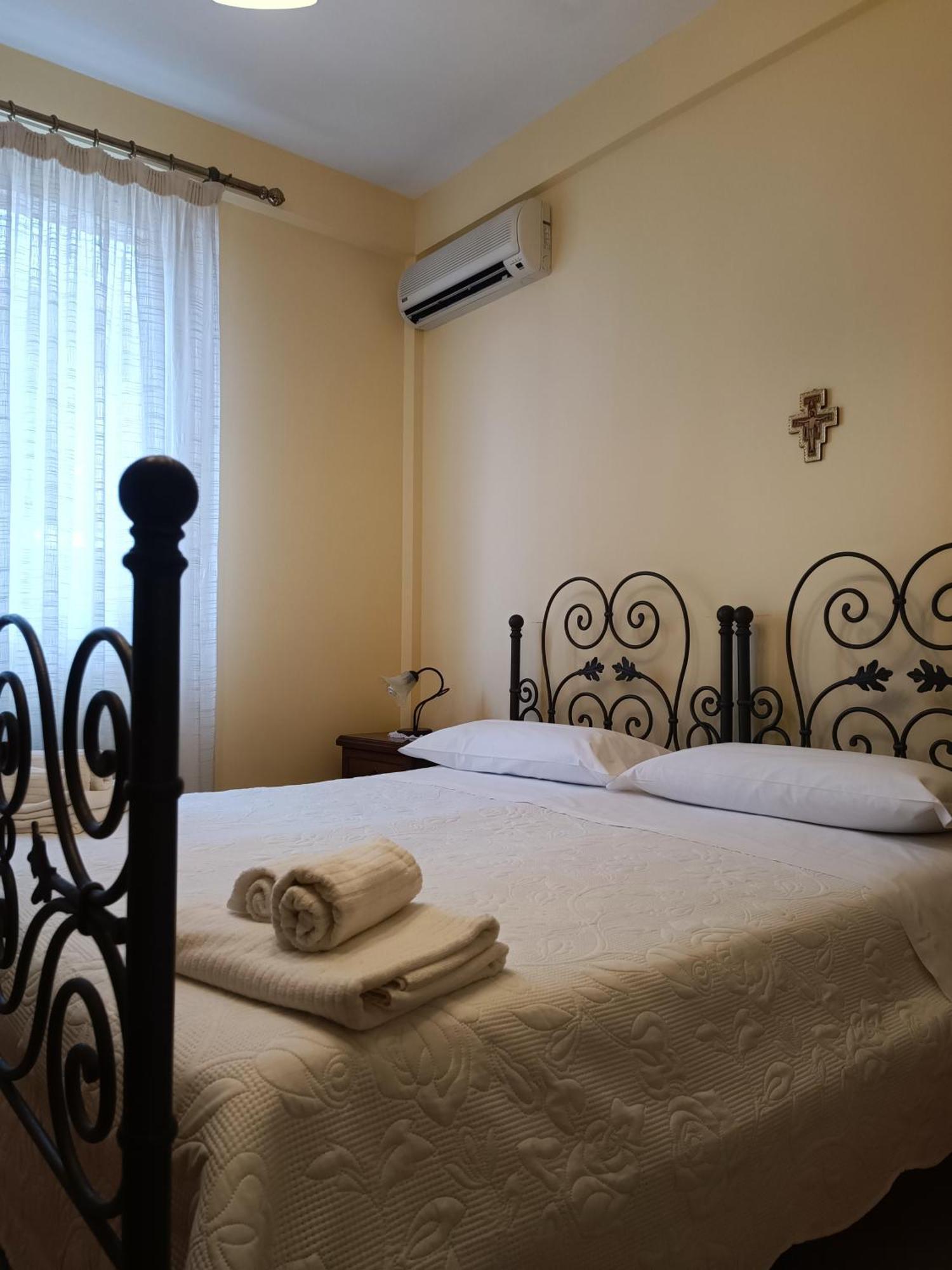 Lido di Noto Ansise Guest House מראה חיצוני תמונה