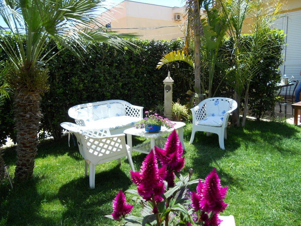 Lido di Noto Ansise Guest House מראה חיצוני תמונה