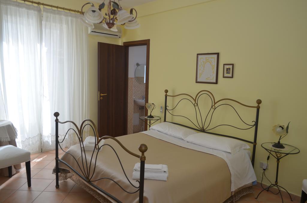 Lido di Noto Ansise Guest House מראה חיצוני תמונה