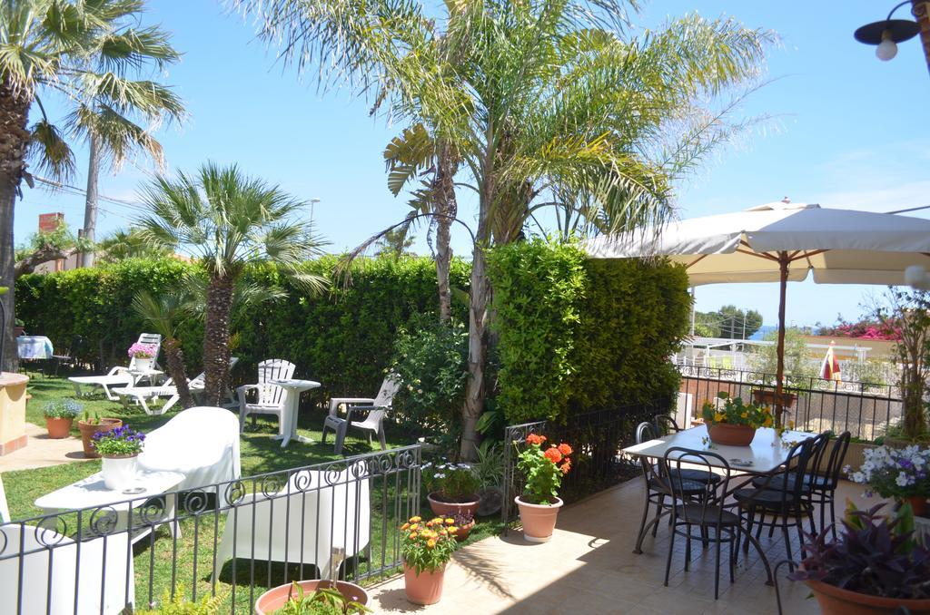 Lido di Noto Ansise Guest House מראה חיצוני תמונה