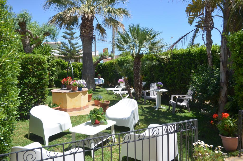 Lido di Noto Ansise Guest House מראה חיצוני תמונה